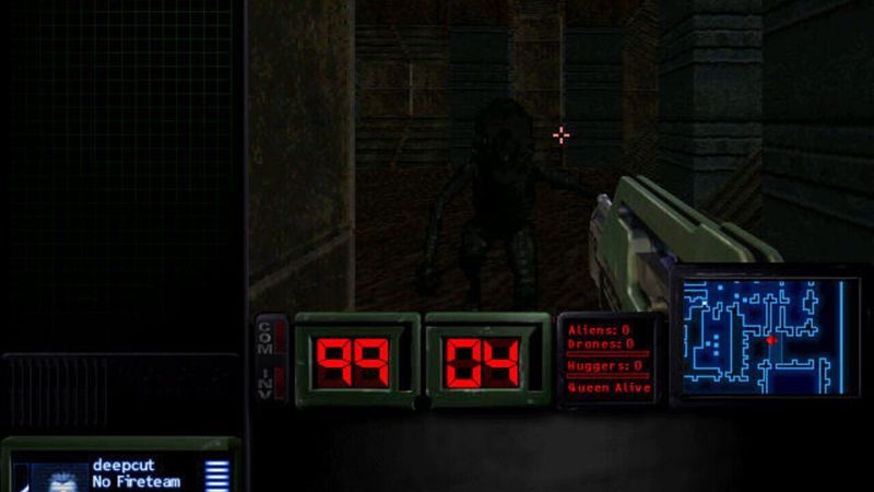 Aliens Online screenshot